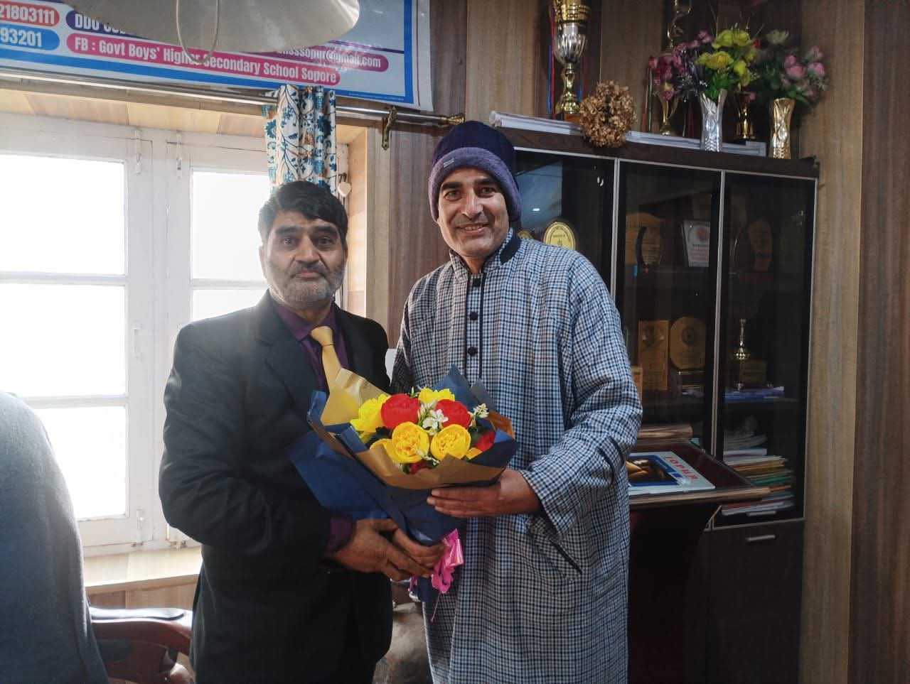 Chairman Civil Society Sopore welcomes new GHSS Principal